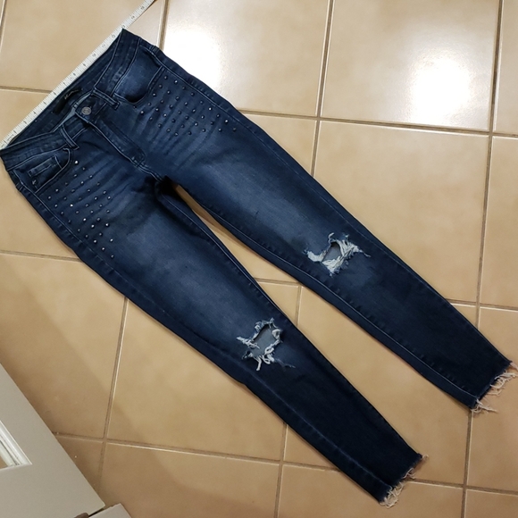 Kancan Distressed Rivet Skinny Jeans - Picture 7 of 12